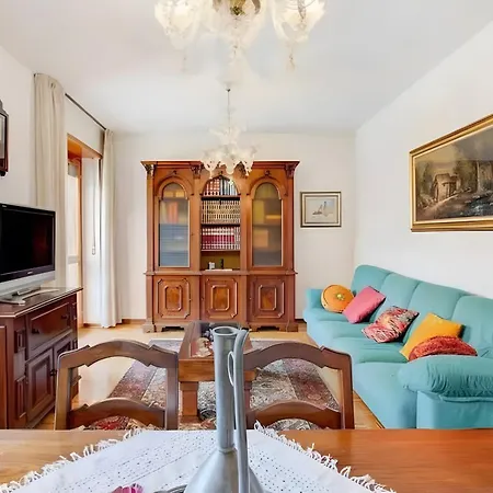 Family Apartment *